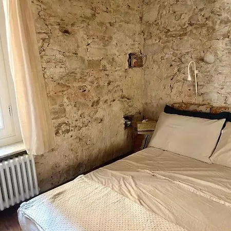 Timeless House